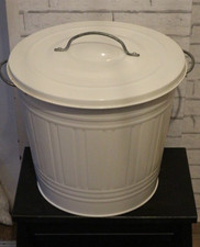 Ikea Knodd Tonne mit Deckel weiß - innen sauber außen sichtbare Gebrauchsspuren