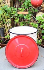 alter Emaille Eimer weiß mit