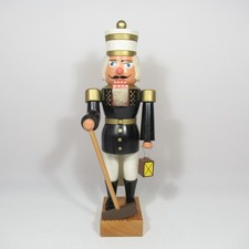 Alter Nussknacker Groß