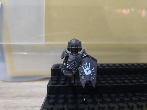 Uruk hai minifigur - uruk-hai,