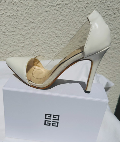 High heel slip - high, on