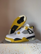 Jordan 4 Retro “Vivid
