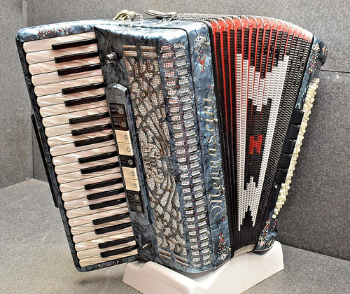 Mengascini chörig musette - mengascini,