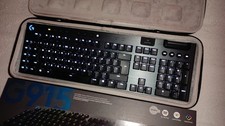 Logitech G915 LIGHTSPEED US QWERTY Tactile Gaming Keyboard + CASE + Accessories