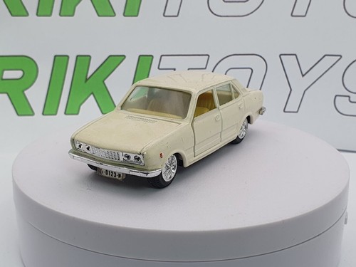 Fiat 132 joal - 1/43, avorio