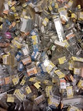 RESTPOSTEN 9KG Kleineisenteile Blister Schrauben Muttern Nägel Möbelbau 