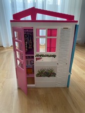 Barbie Ferienhaus mit Möbeln