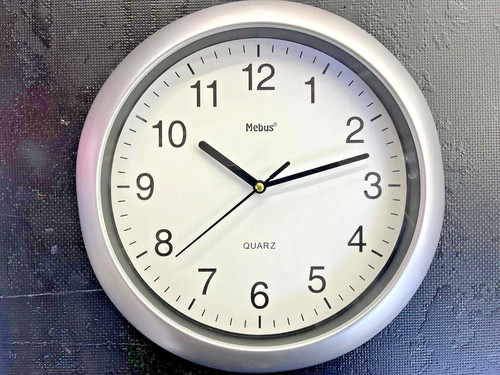 Stück mebus wanduhr - mebus, quarz