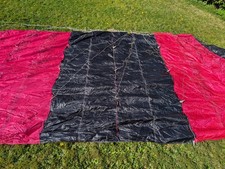 Fallschirm pink/schwarz als Deko