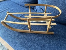 Alter DDR Puppenschlitten