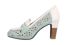 Spring Footwear Pumps in