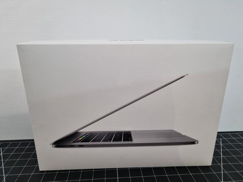 Apple macbook pro - 15, i7