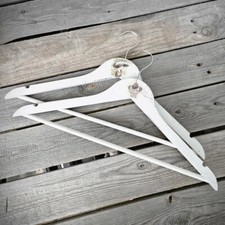 Vintage Holzkleiderbügel 2
