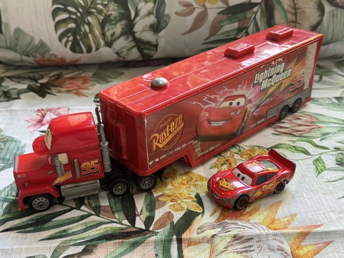 Disney pixar cars mack - cars,
