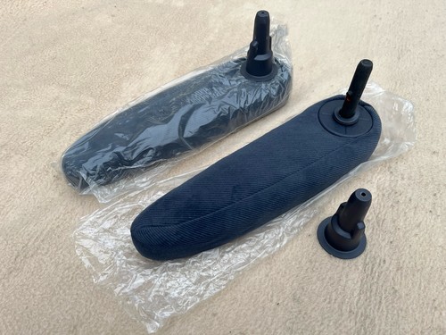 Armlehne hinten rechts - +, links
