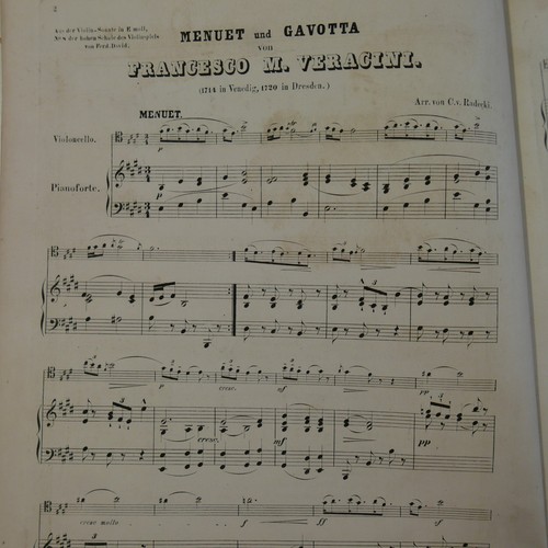 Antike cello klaviermusik - /,