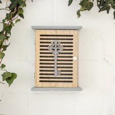 Schlüsselschrank aus Holz