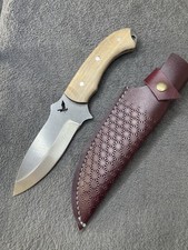 Outdoor-Messer mit Haifisch-Optik und Adler