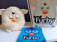 Furby weiss  Hasbro 2012 mit OVP funktioniert