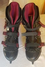 Schlittschuhe 44, mit Schutzhülle, gepflegt gebraucht - aber Kanten noch scharf