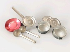 Antik: Puppengeschirr der 50/60er Jahre DDR aus Blech