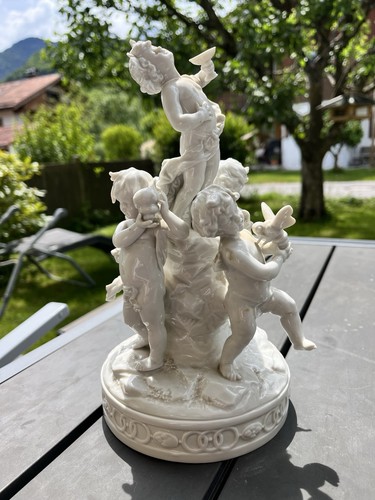 Große porzellan figurengruppe - große,