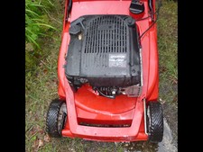 Schlachtfest MTD Gutbrod Bolens 45 cm Benzin Rasenmäher hier : 4 Räder