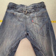 VTG Levis Engineered Jeans