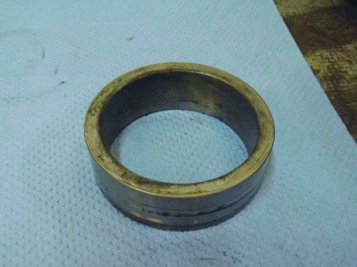 Spacer bushing transmission