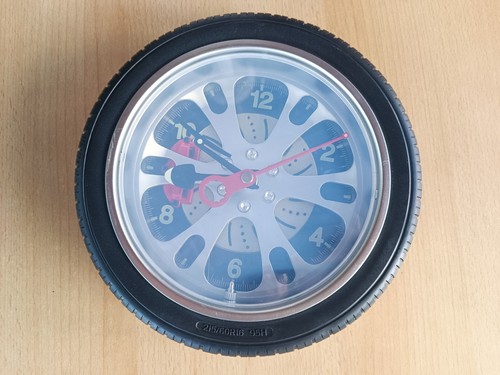Autoreifen wanduhr - autoreifen, /