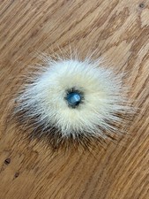 Brosche Pelz & 1 x blauem