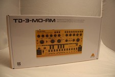 Behringer TD-3 MO AM Modded