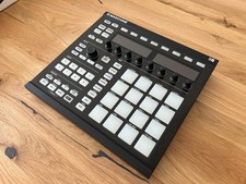 NATIVE INSTRUMENTS - MASCHINE