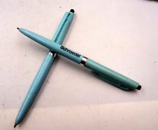 2 Kugelschreiber Schroedel