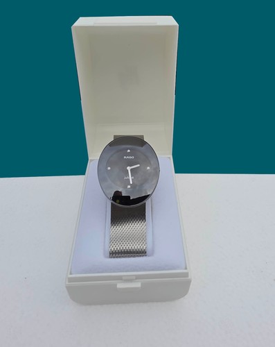 Damenuhr rado oval mit - rado, feinem