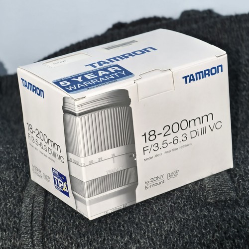 Neu tamron schwarz b011 - neu,