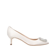 MANOLO BLAHNIK Hangisi 50