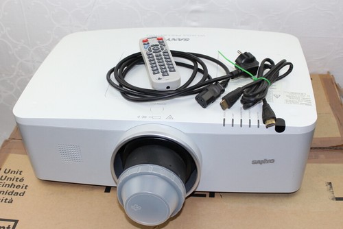 Sanyo plc zm5000 wuxga beamer - sanyo,