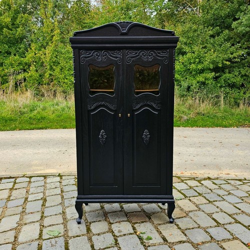 Edler eleganter schrank - eleganter, art