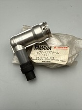 YAMAHA KERZENSTECKER KOMPL