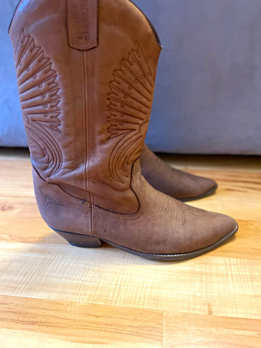 Joe sanchez cowboy - cowboy, boots