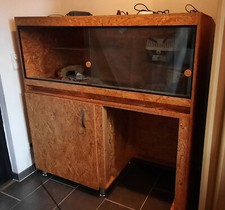 OSB Terrarium 140x60x60 mit Zubehör und Unterschrank