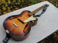 sehr schöne Klira Vintage Gitarre Archtop Cutaway