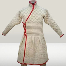 Mittelalterliche rote Gambeson