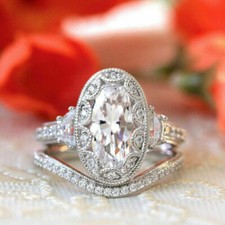 3,30 Kt Oval Diamant Paar Band