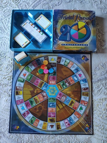 Trivial pursuit 20th - pursuit,