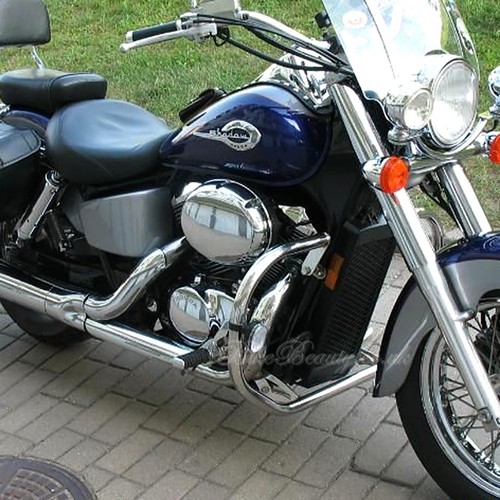 Honda shadow vt750 - shadow,
