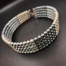 Auffällige Perlen Halskette