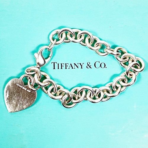 Tiffany return to - return,