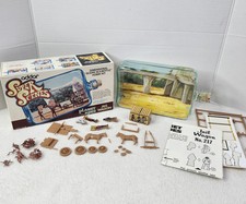 Vintage 1975 Planet Of The